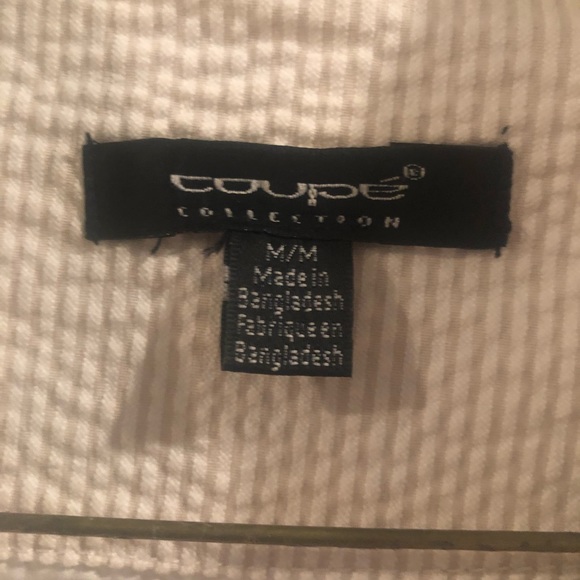 White short sleeve coat🥑🥑🥑 - Picture 6 of 8